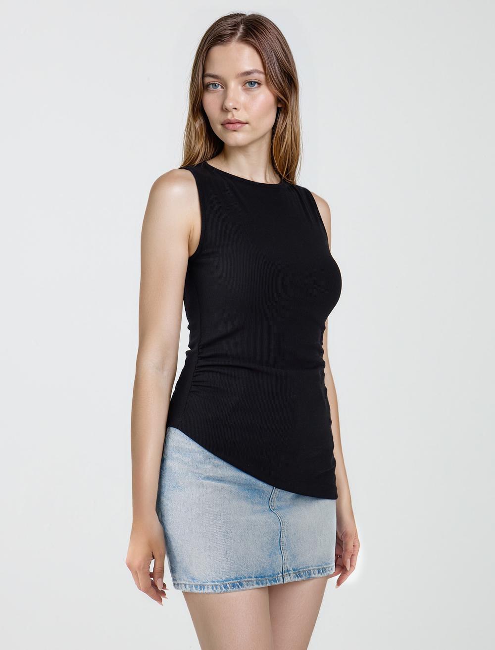 Slim Fit Off-The-Shoulder Sleeveless-Sleeve Blouse - Black - 5SW035311900