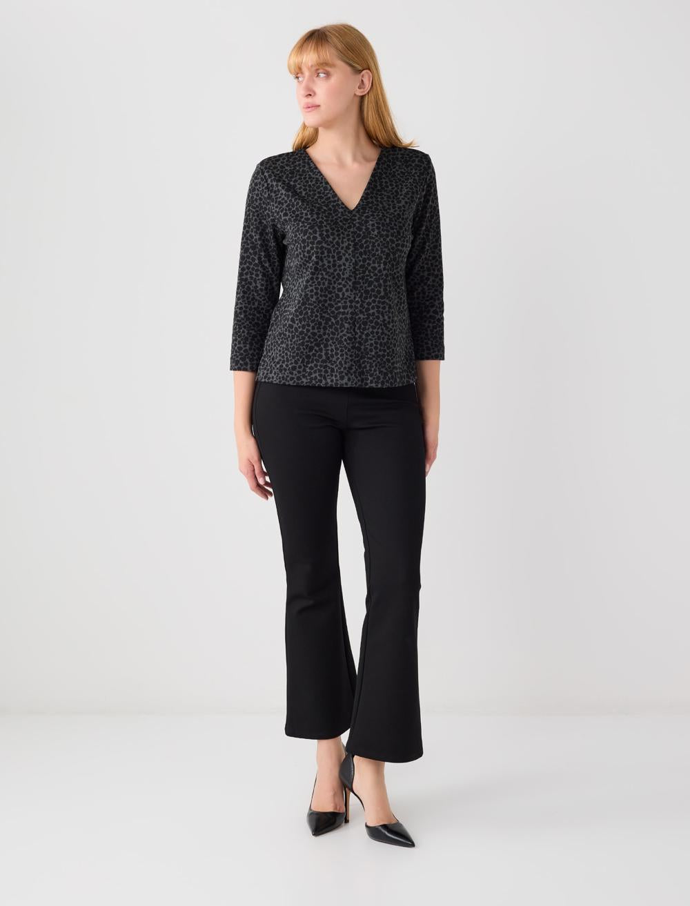 V-Neck Blouse - Black - 5WW032255900