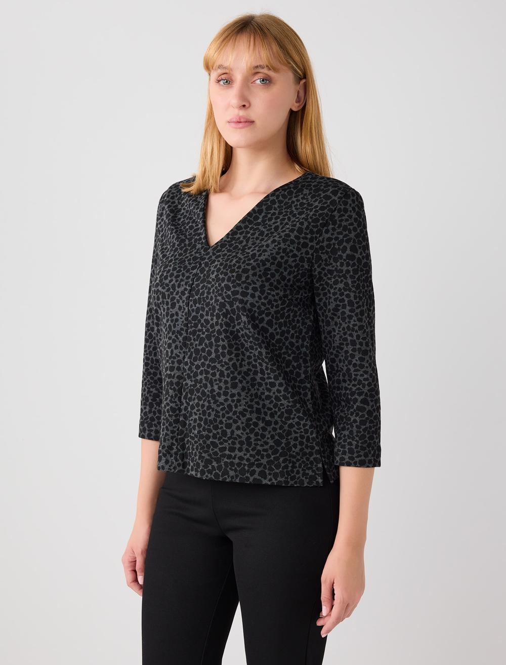 V-Neck Blouse - Black - 5WW032255900