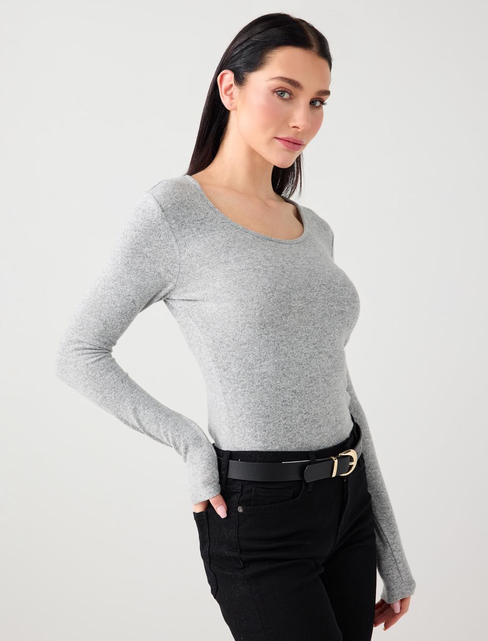 Slim Fit U Neck Soft Textured Knit Blouse - Grey - 5WW033719922