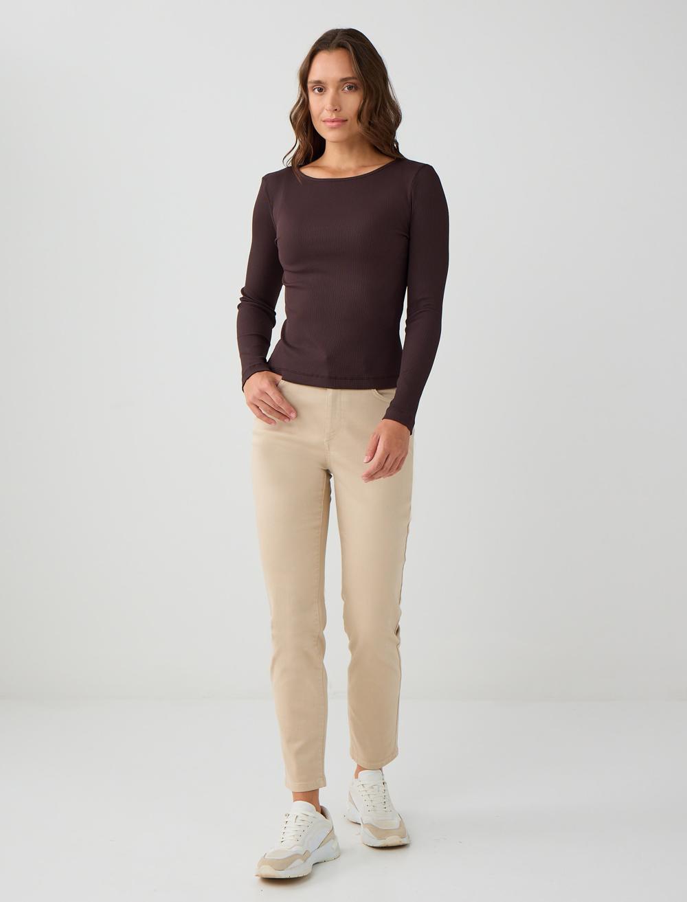Slim Fit Off-The-Shoulder Long-Sleeve Blouse - Bitter Brown - 5WW034949803