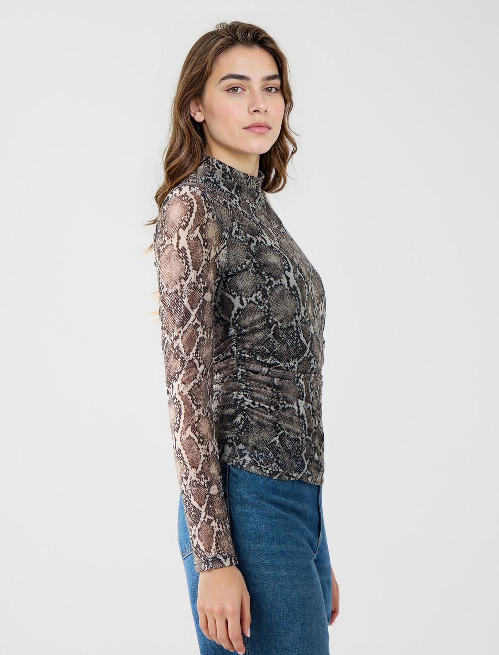 Slim Fit Long-Sleeve Blouse - Black - 5WW035694900