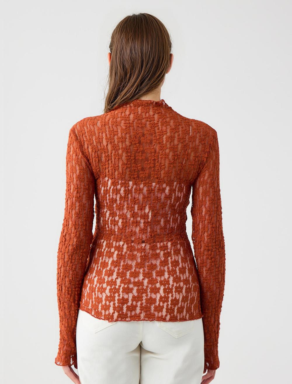 Slim Fit Long-Sleeve Blouse - 5WW035748