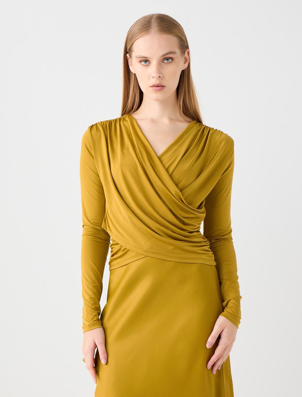 Slim Fit Long-Sleeve Blouse - 5WW035878