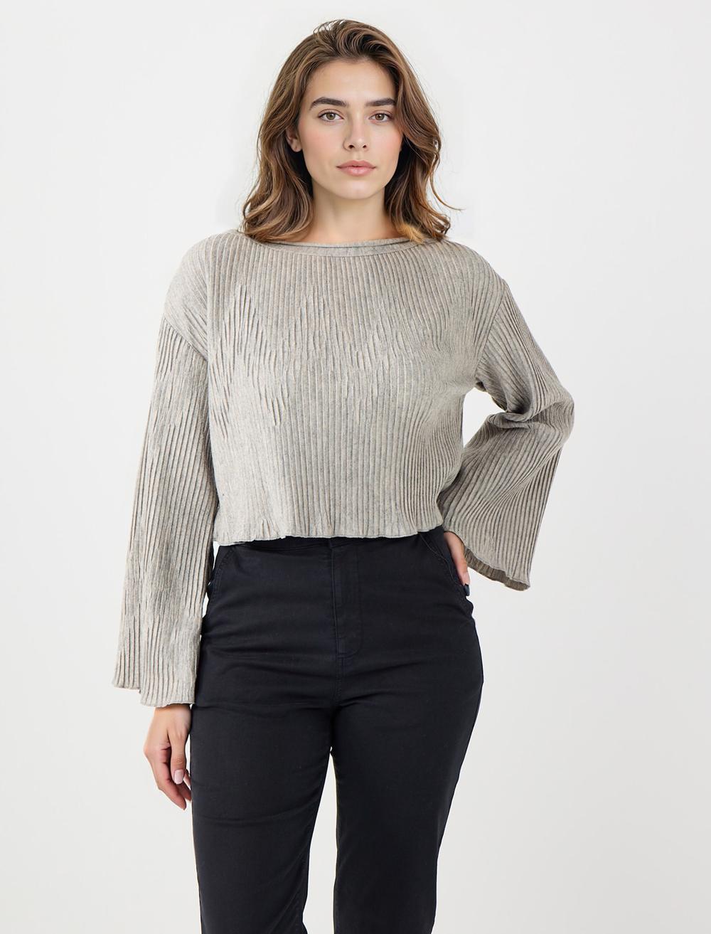 Loose Fit Off-The-Shoulder Long-Sleeve Blouse - 5WW036105