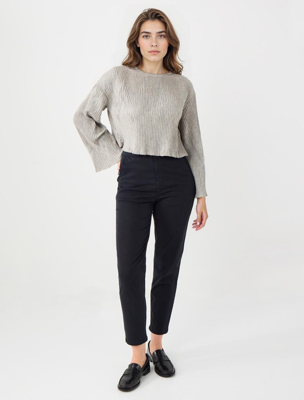 Loose Fit Off-The-Shoulder Long-Sleeve Blouse - Beige - 5WW036105130