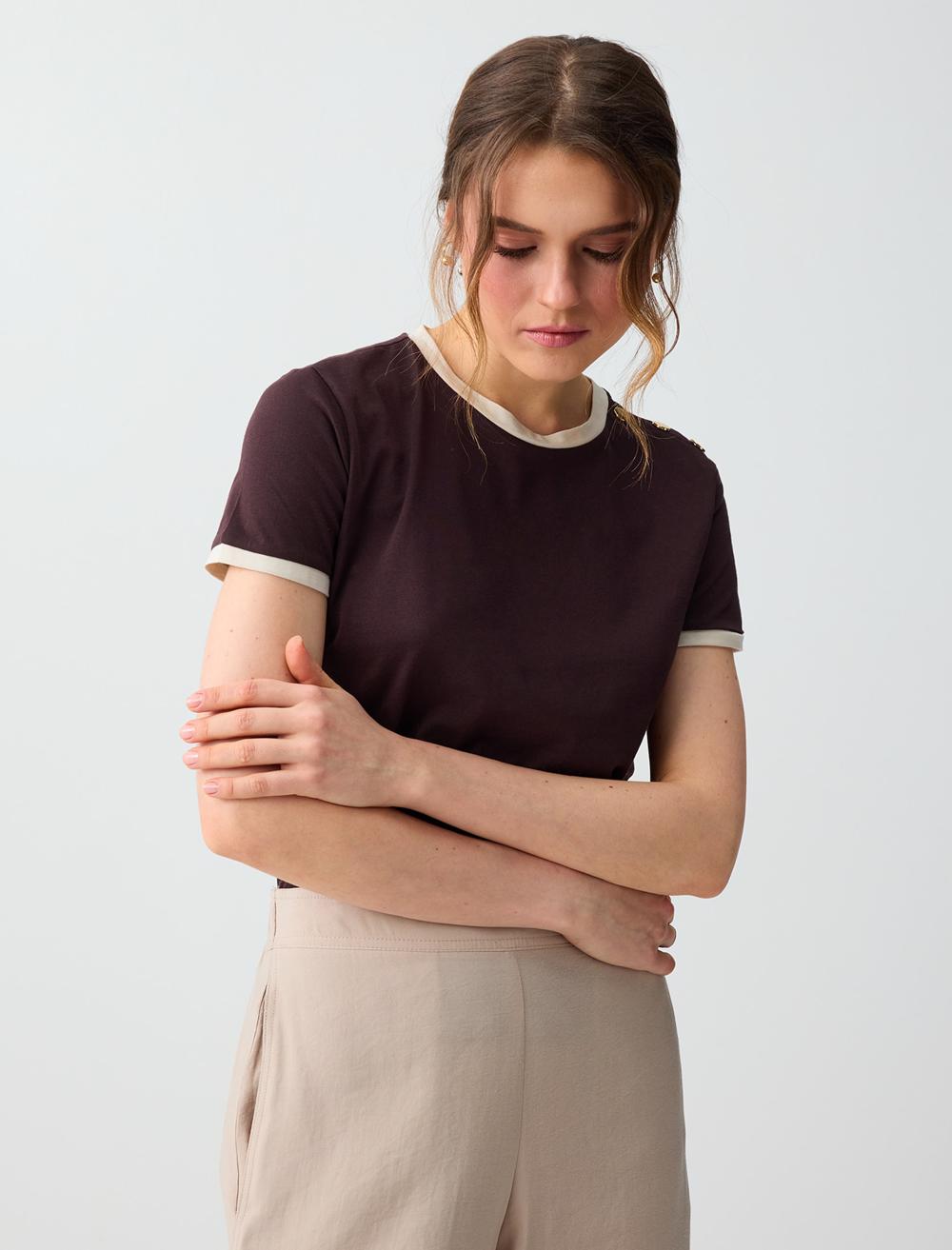 Normal Fit Crew Neck Short Sleeve Blouse - Brown - 6SW035556803