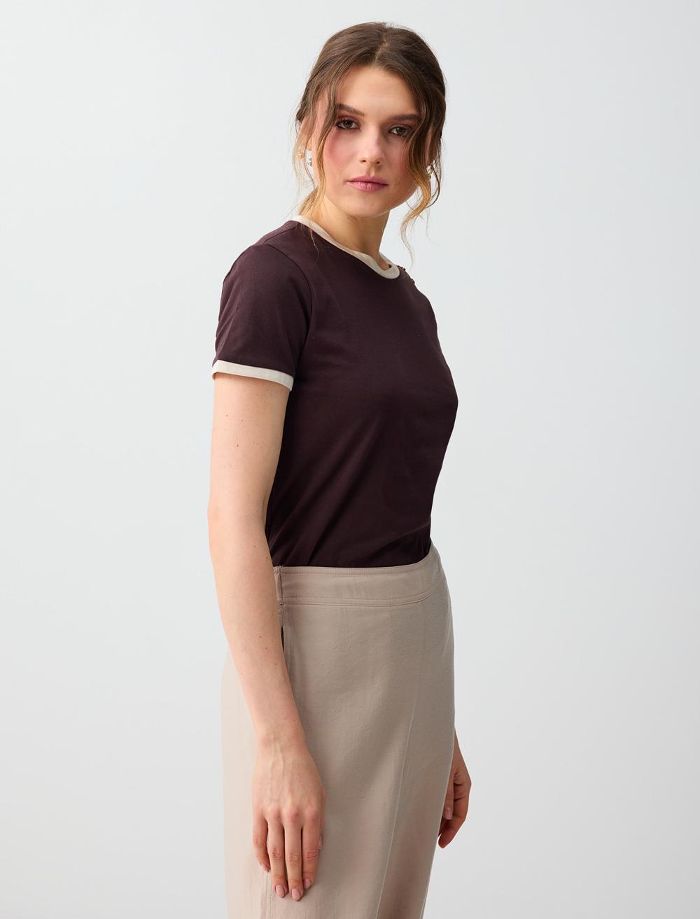Normal Fit Crew Neck Short Sleeve Blouse - Brown - 6SW035556803