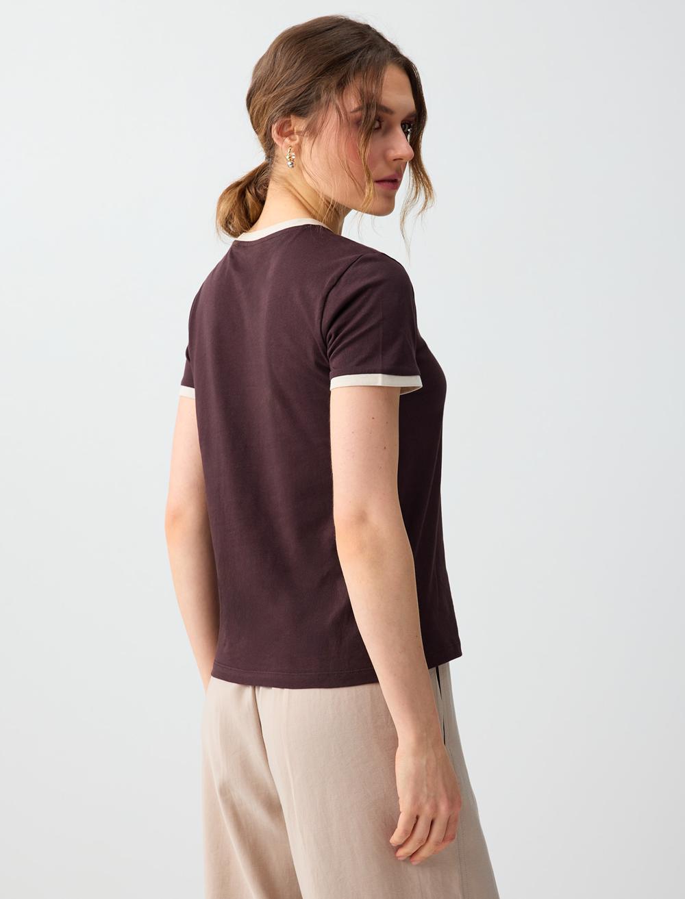 Normal Fit Crew Neck Short Sleeve Blouse - Brown - 6SW035556803