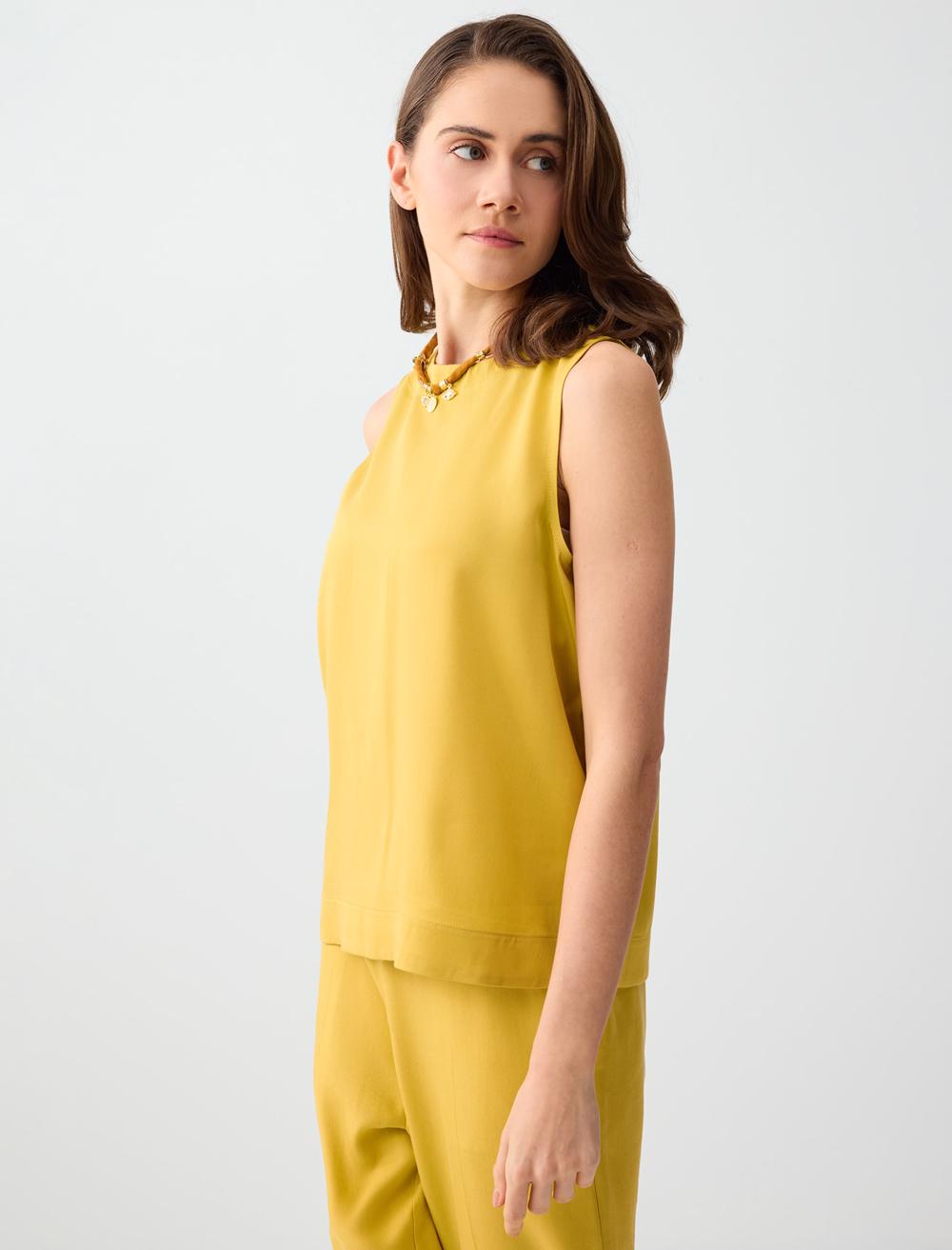 Normal Fit Crew Neck Blouse - Mustard - 6SW036669210