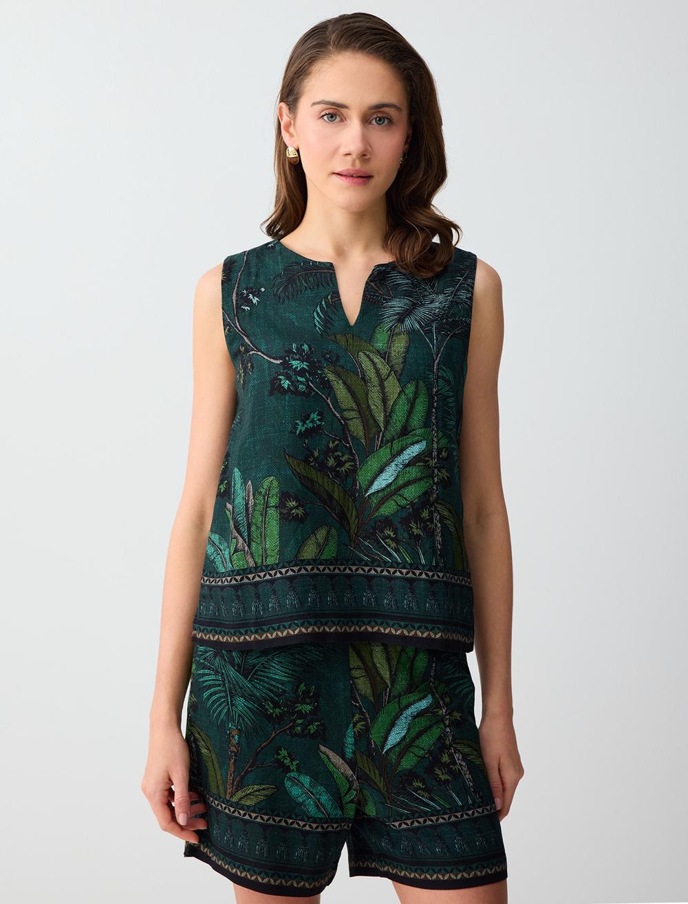 Normal Fit V-Neck Blouse - Dark Green - 6SW036676320