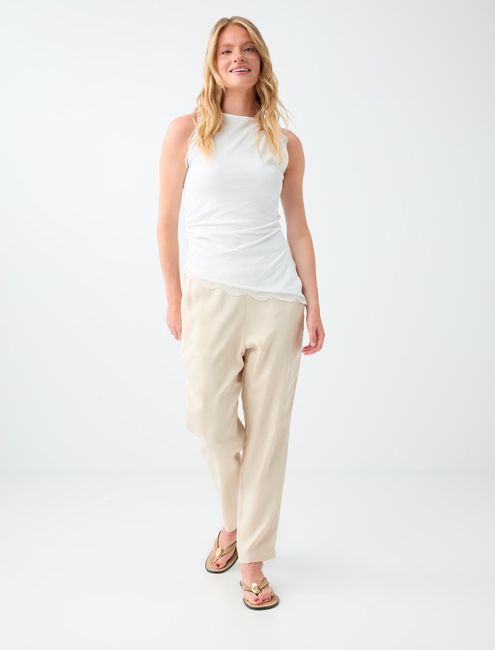 Slim Fit Sleeveless Blouse - White - 6SW037075106