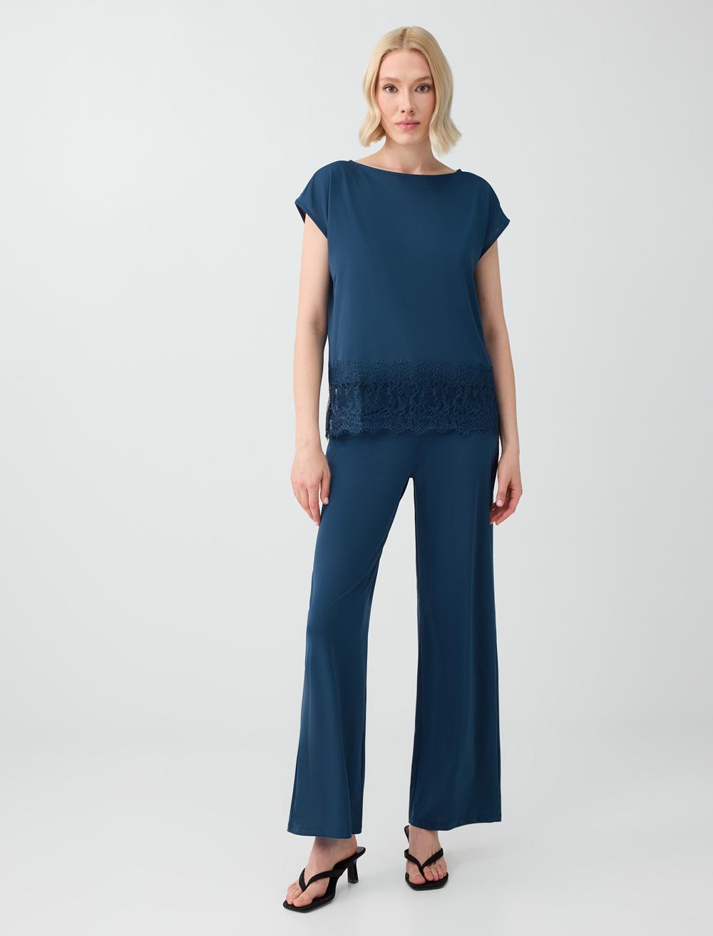 Loose Fit Off-the-shoulder Blouse - Dark Blue - 6SW037249427
