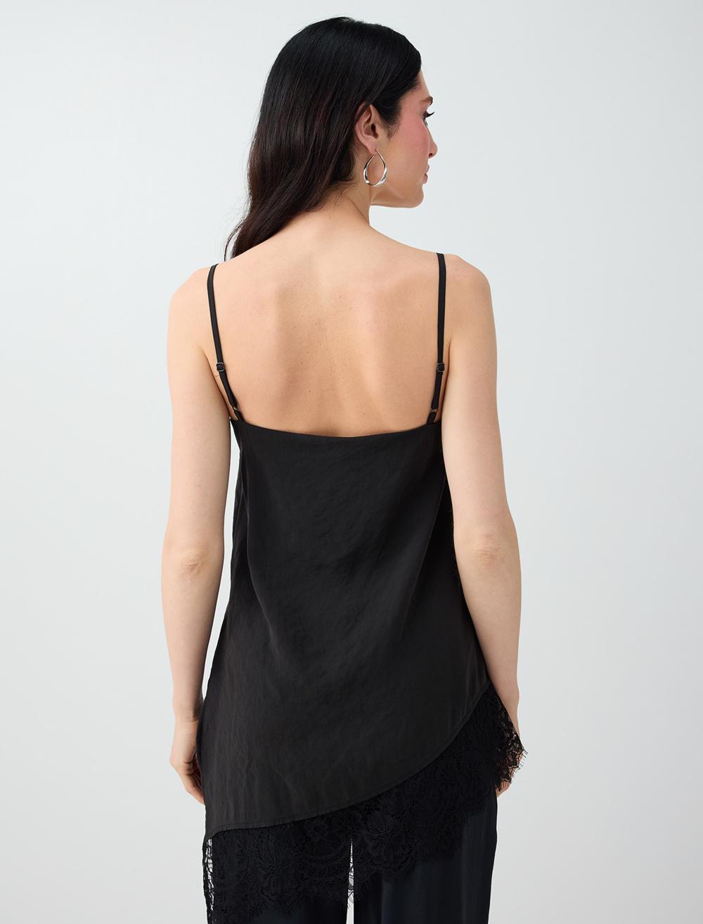 Loose Fit V-neck Spaghetti Strap Blouse - Black - 6SW037266900
