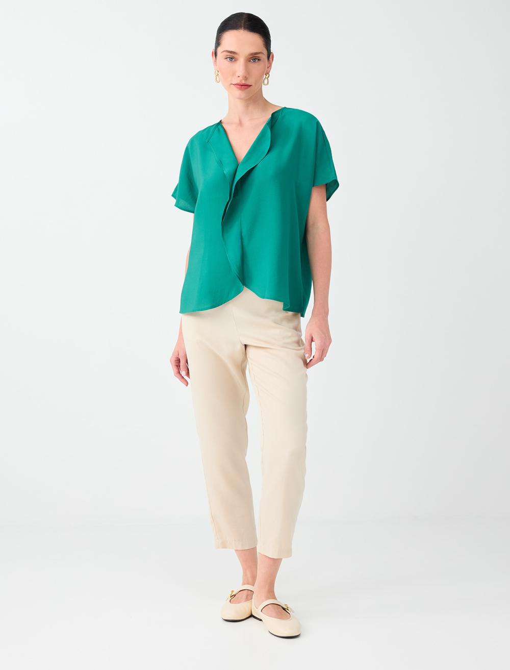 Loose Fit V-neck Blouse - Green - 6SW037277300