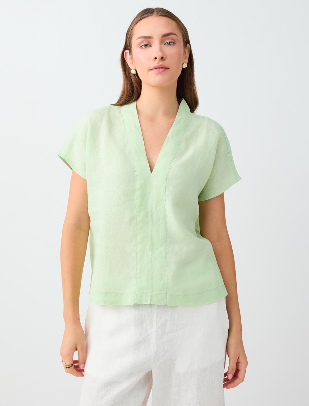 Loose Fit V-neck Blouse - Green - 6SW037738300