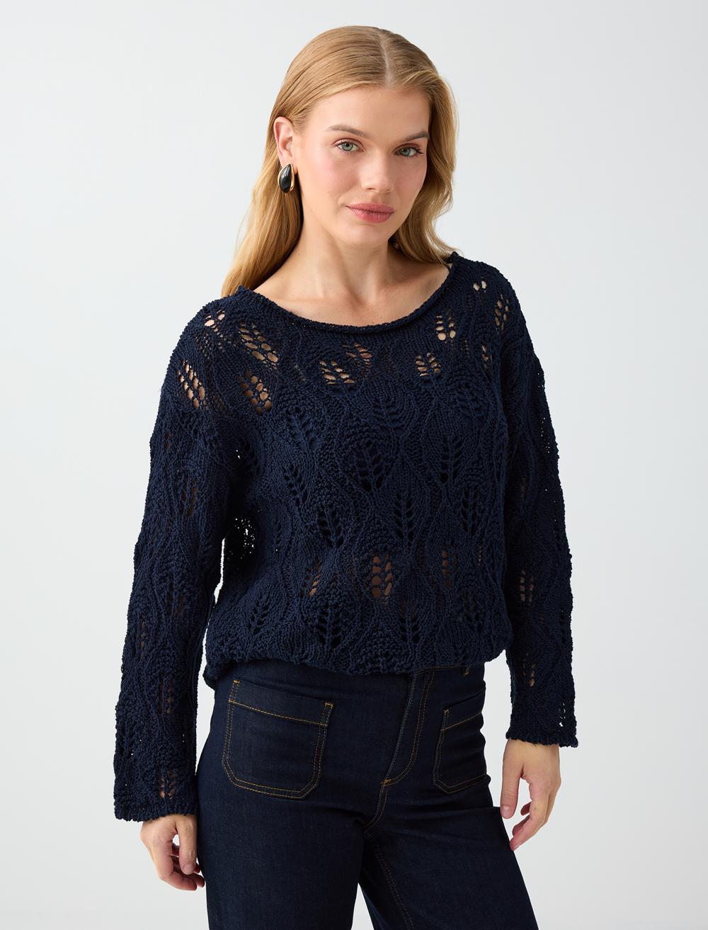 Loose Fit Off-the-shoulder Pullover - Dark Blue