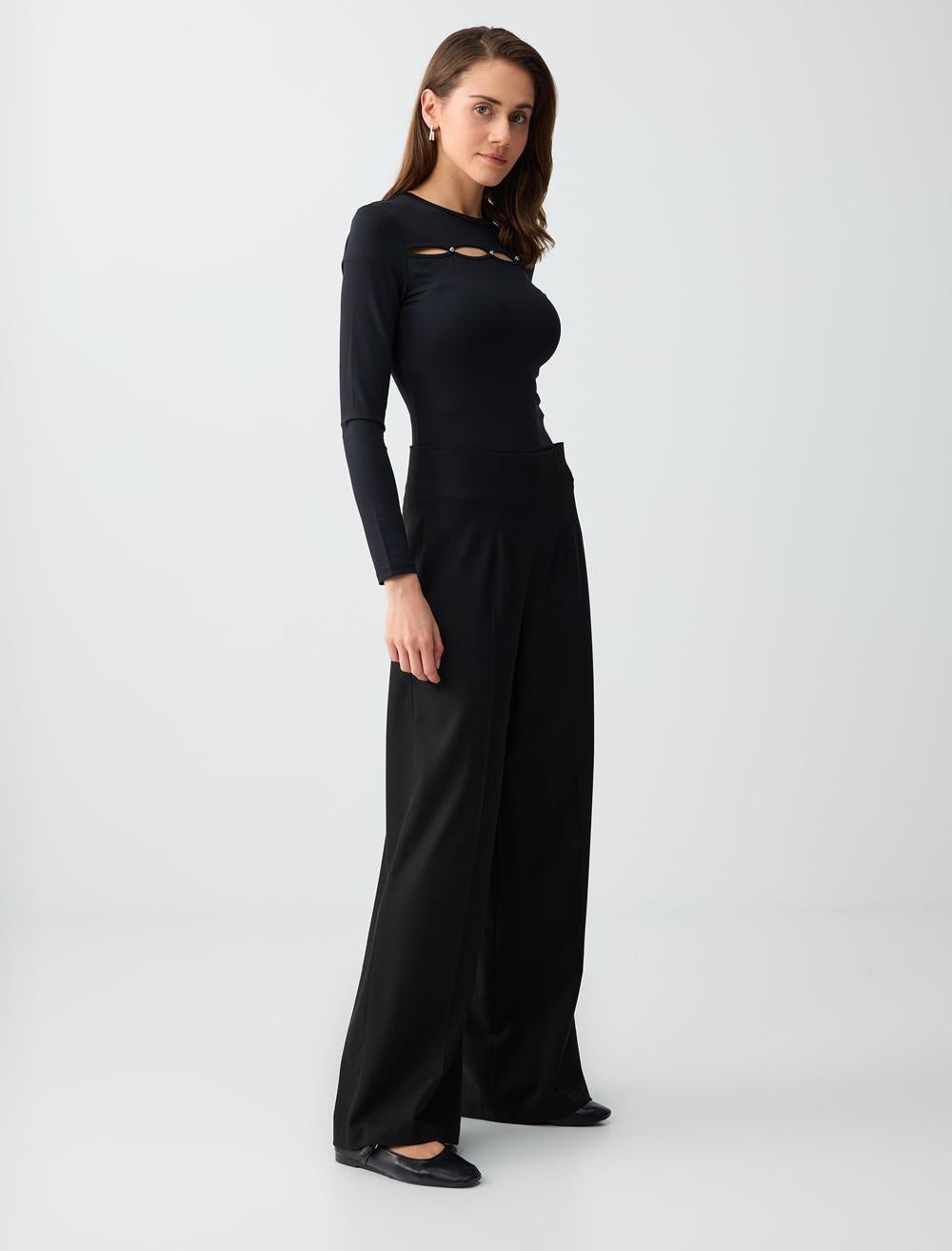 High-Waist Wide-Leg Woven Relaxed Fit Trousers - Black - 5WW185967900