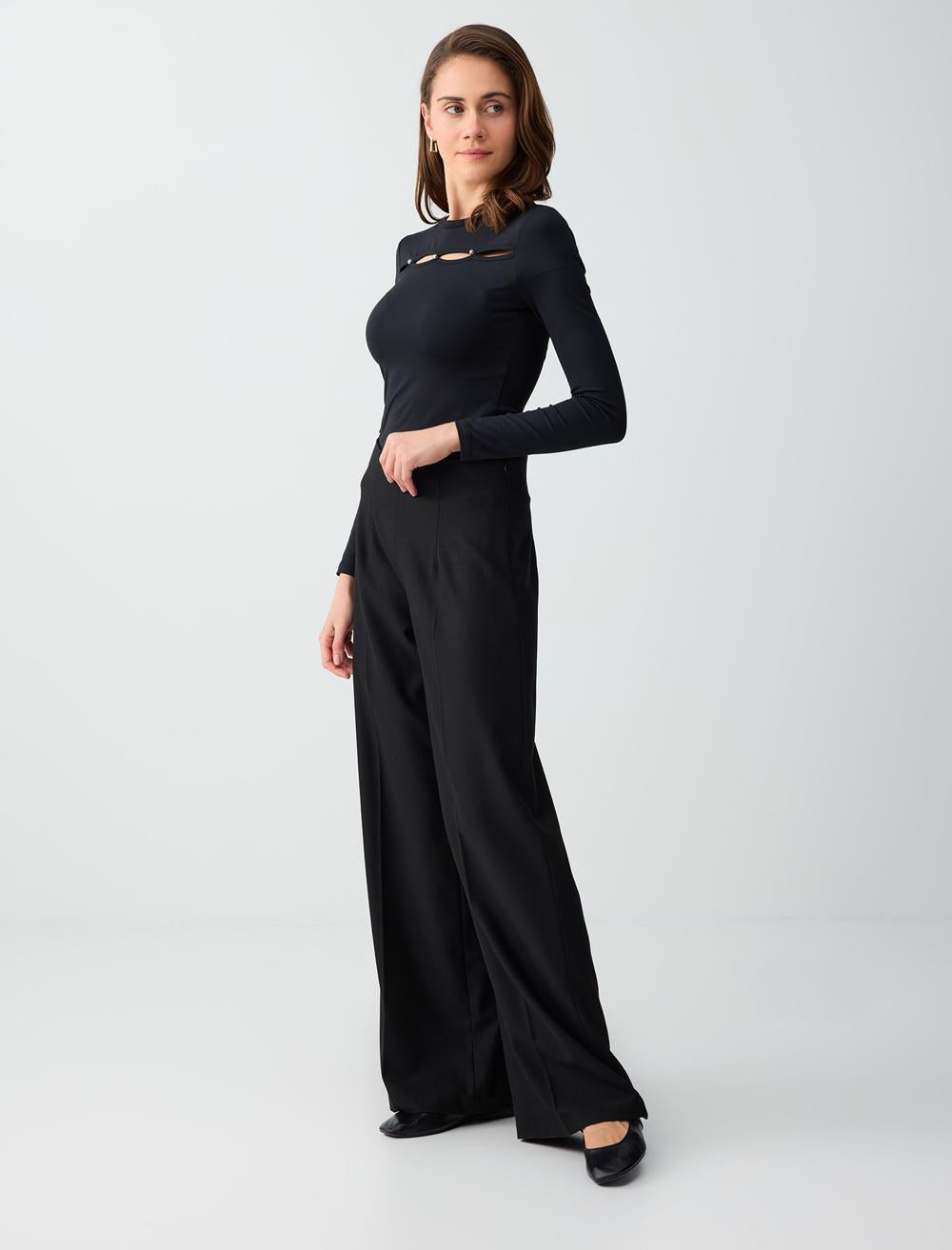High-Waist Wide-Leg Woven Relaxed Fit Trousers - Black - 5WW185967900