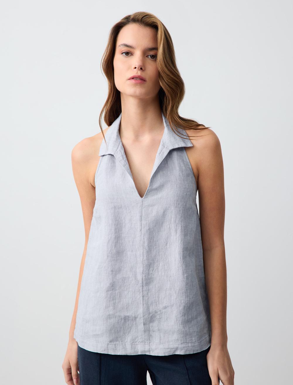 Linen Blouse Tied at the Neck