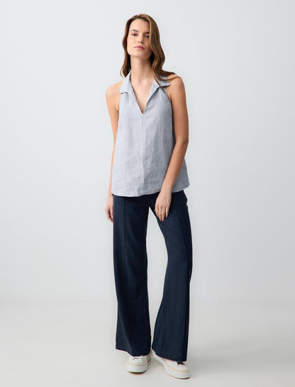 Linen Blouse Tied at the Neck