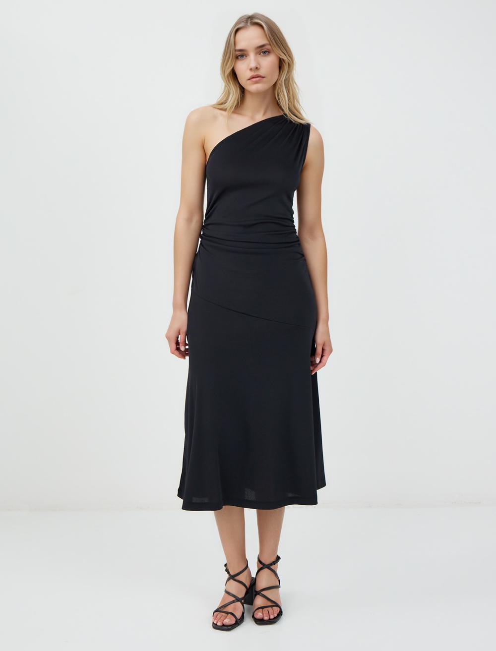 Slim Fit Dress - Black - 5WW065566900