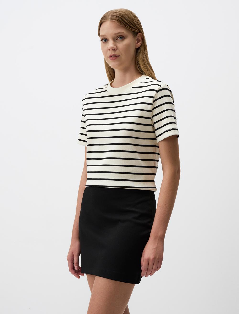 Slim Fit Skirt - 4WW152068