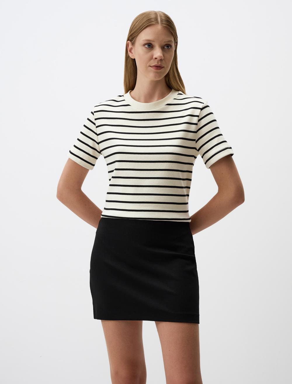 Slim Fit Mini Skirt with Elastic Waist