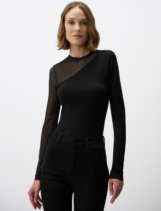 Slim Fit Crew-Neck Knitted Blouse