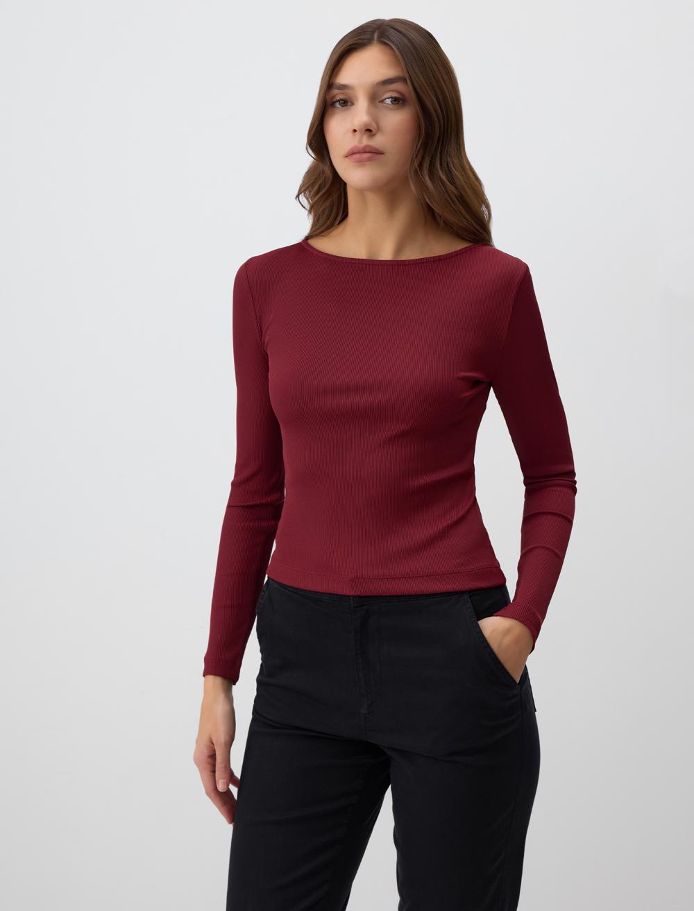Slim Fit Off-The-Shoulder Long-Sleeve Blouse