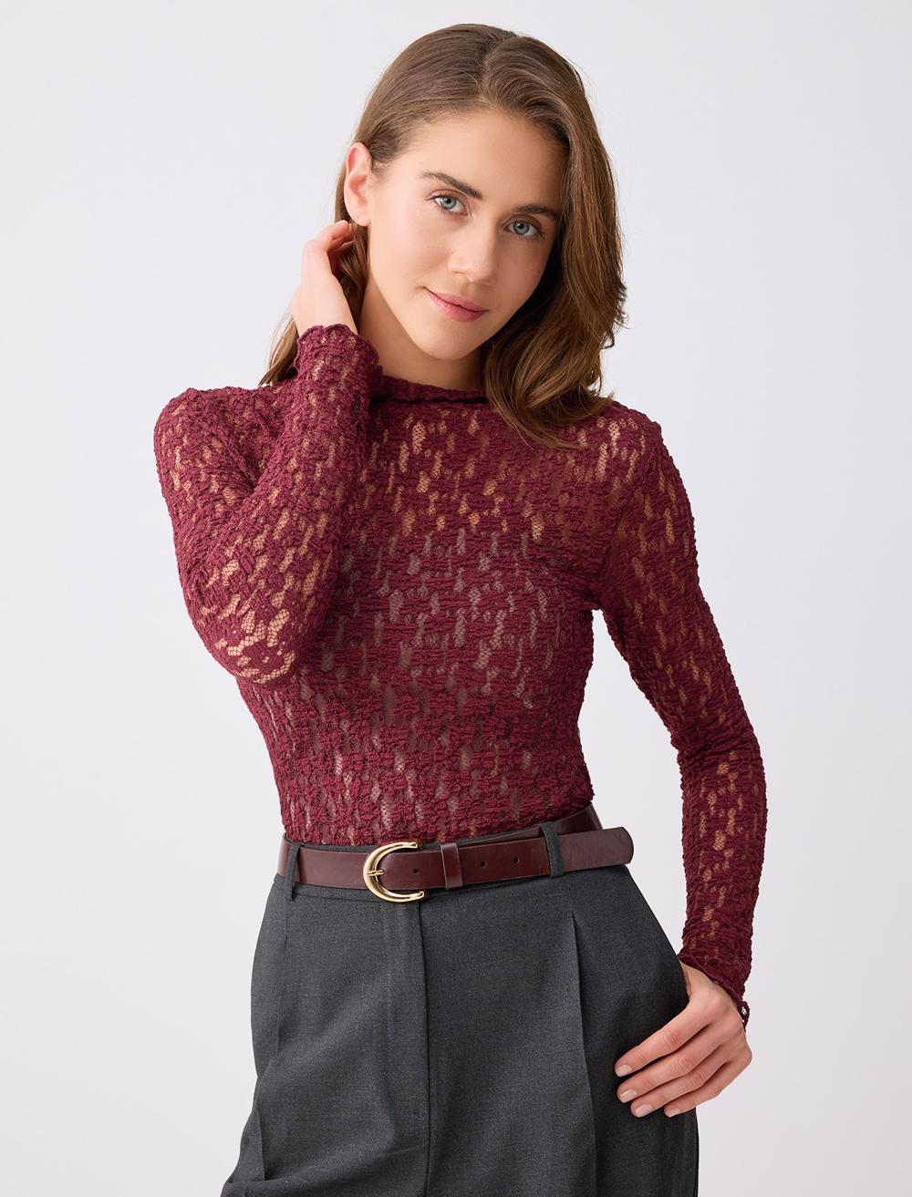 Slim Fit Off-Shoulder Lace Trim Knit Blouse - 6SW035449