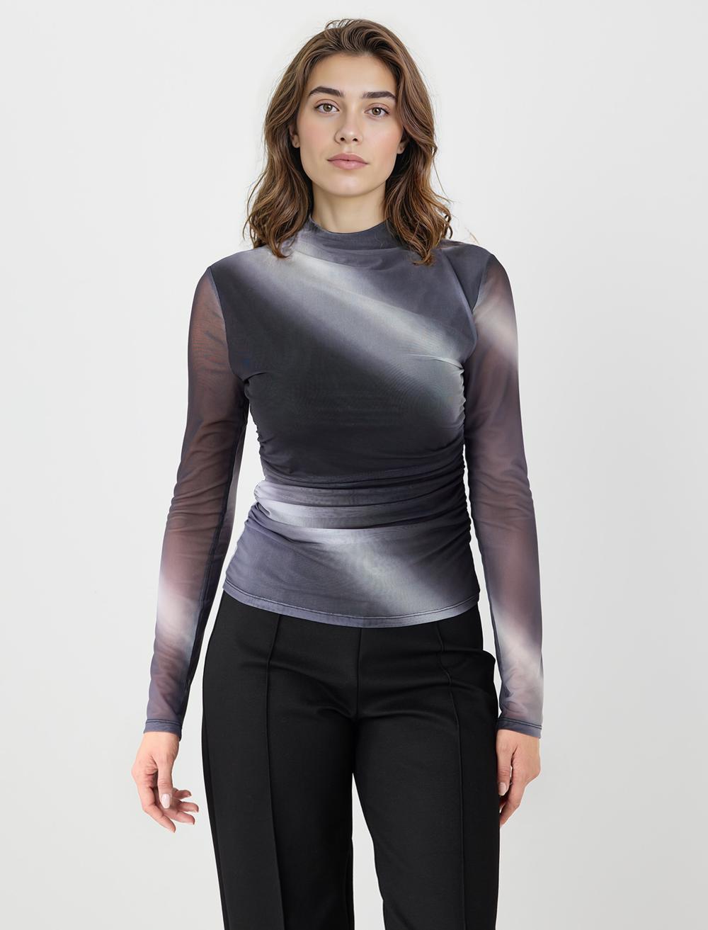 Slim Fit Long-Sleeve Blouse - 5WW036014