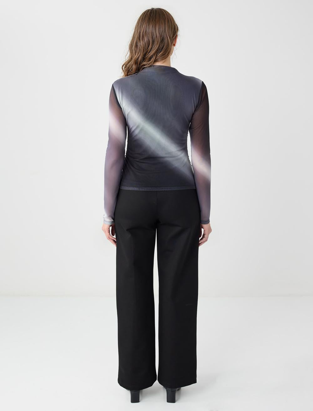 Slim Fit Long-Sleeve Blouse - 5WW036014