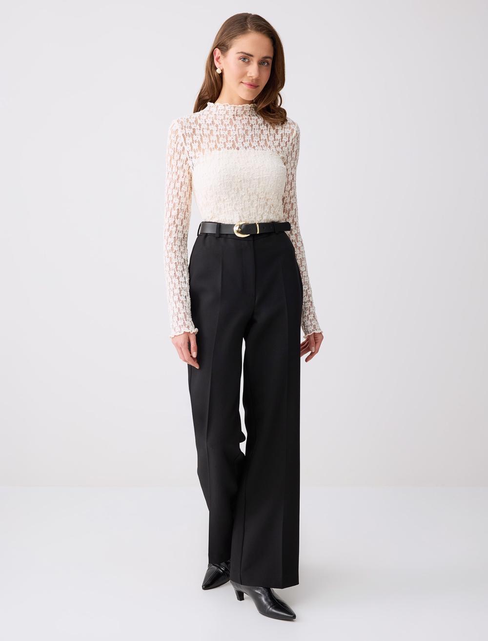 Slim Fit Long Sleeve Lace Trim Knit Blouse - White - 5WW035748100