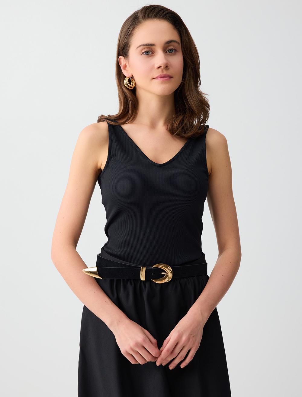 Slim Fit V-neck Sleeveless Singlet - Black - 6SW016793900