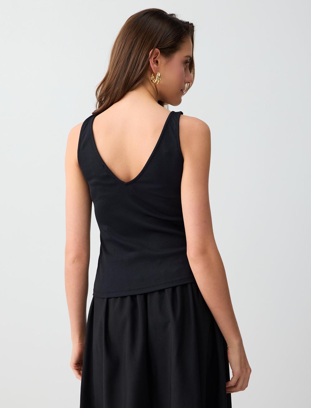 Slim Fit V-neck Sleeveless Singlet - Black - 6SW016793900