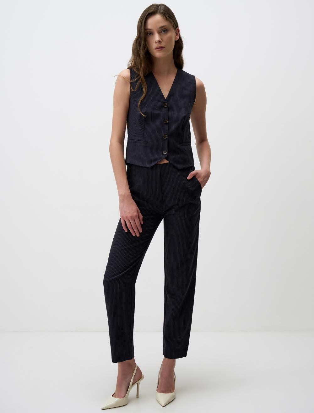 Slim Fit V-Neck Sleeveless Waistcoat - Dark Blue - 4WW01470940494