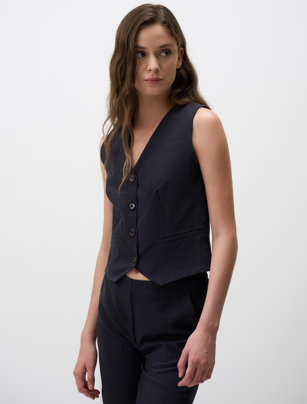 Slim Fit V-Neck Sleeveless Waistcoat - Dark Blue - 4WW01470940494