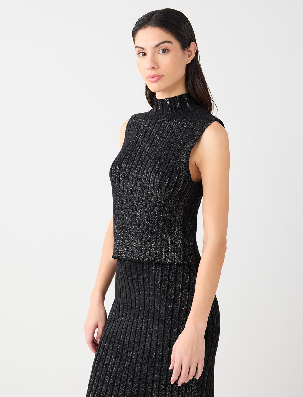 High Collar Sleeveless-Sleeve Blouse - 5WW034167