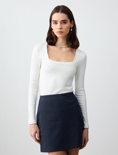 Straight Cut Square Neck Long Sleeve Knitted Blouse