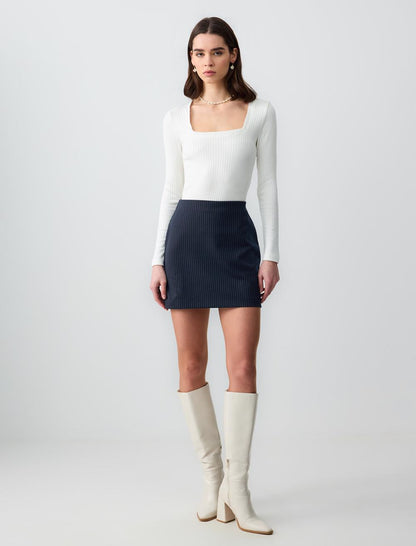 Straight Cut Square Neck Long Sleeve Knitted Blouse