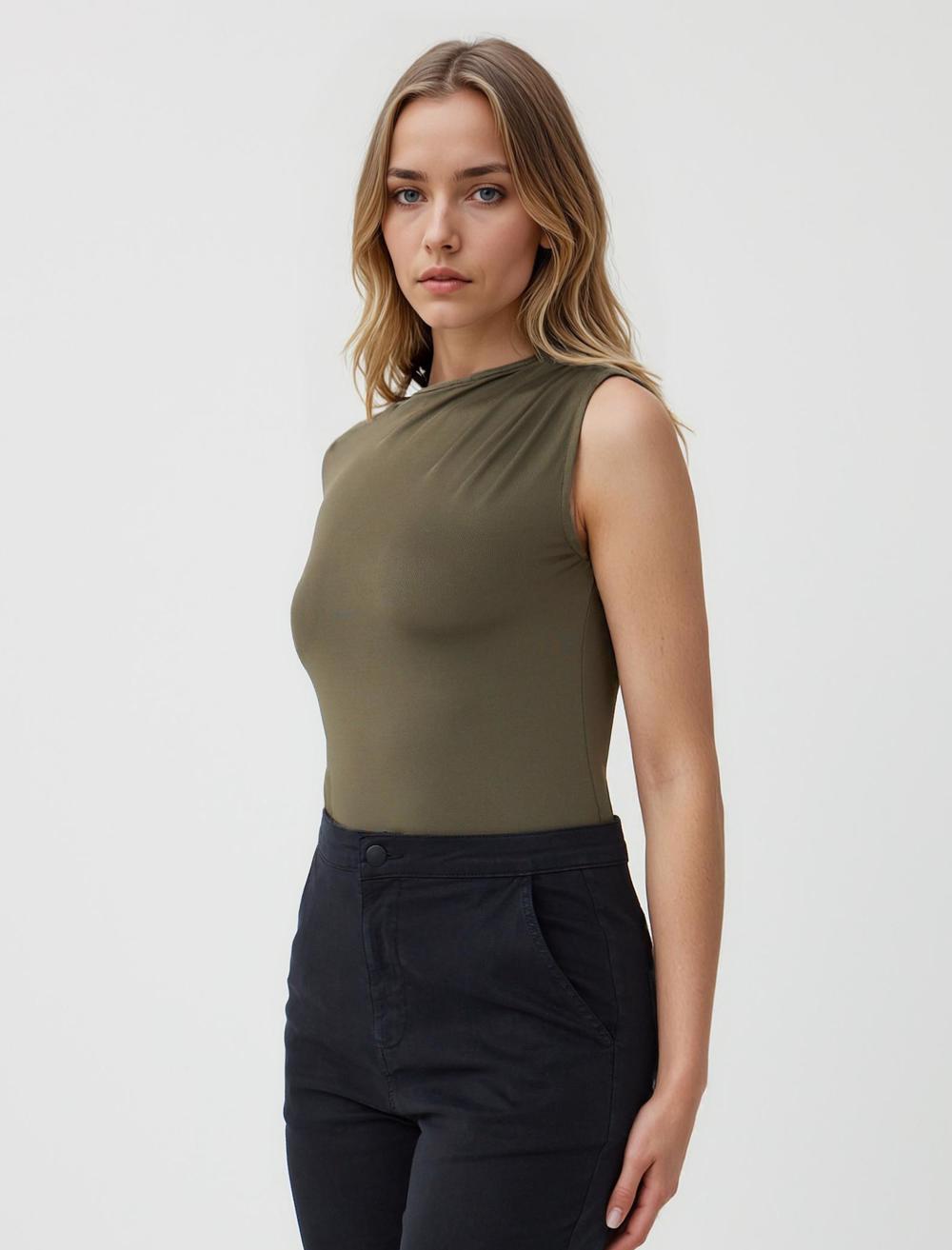 Off-The-Shoulder Blouse - 5SW034988