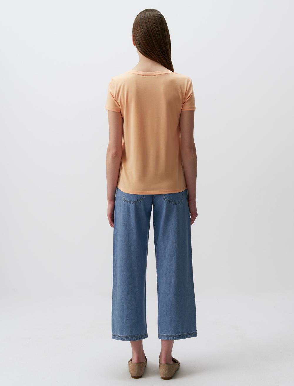 Straight Fit V-Neck Short Sleeved Basic T-Shirt - Peach