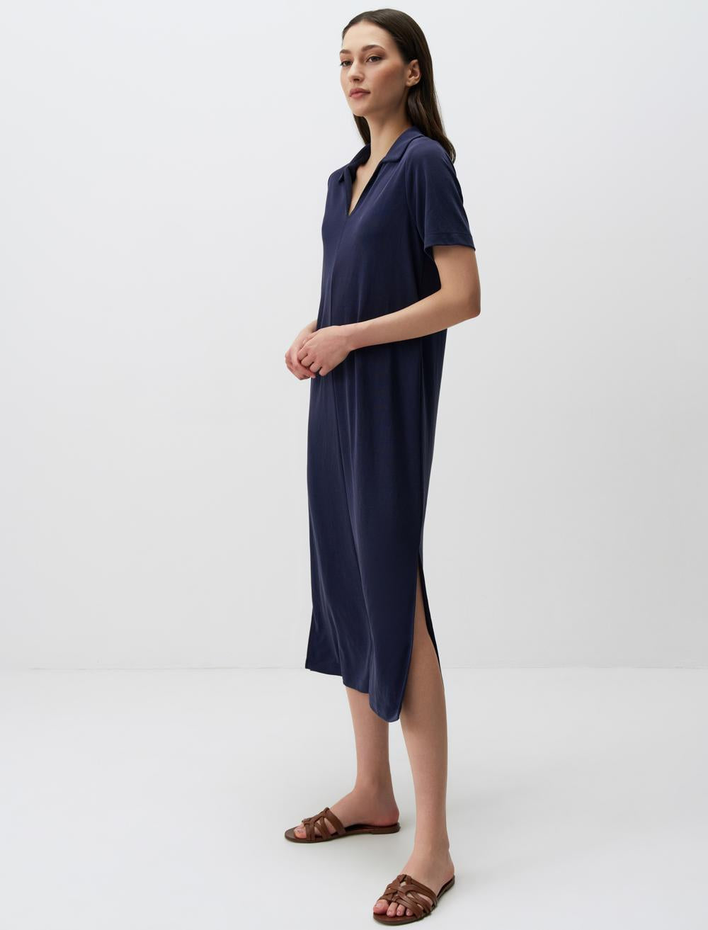 Short Sleeve Basic Midi Dress with Slits - 24SE044001