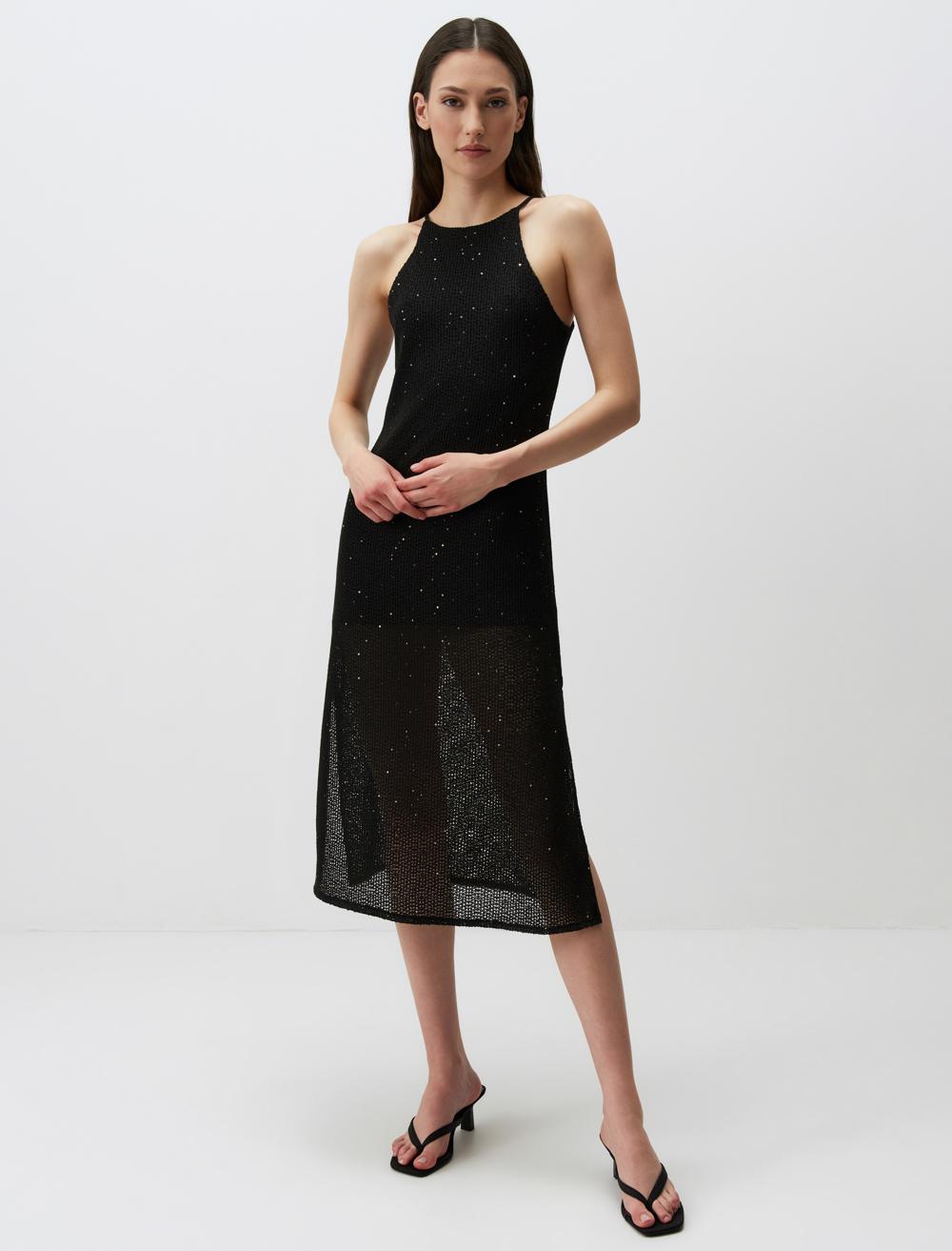 Slim Fit Sleeveless-Sleeve Dress