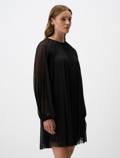 Round Neck Pleated Mini Dress