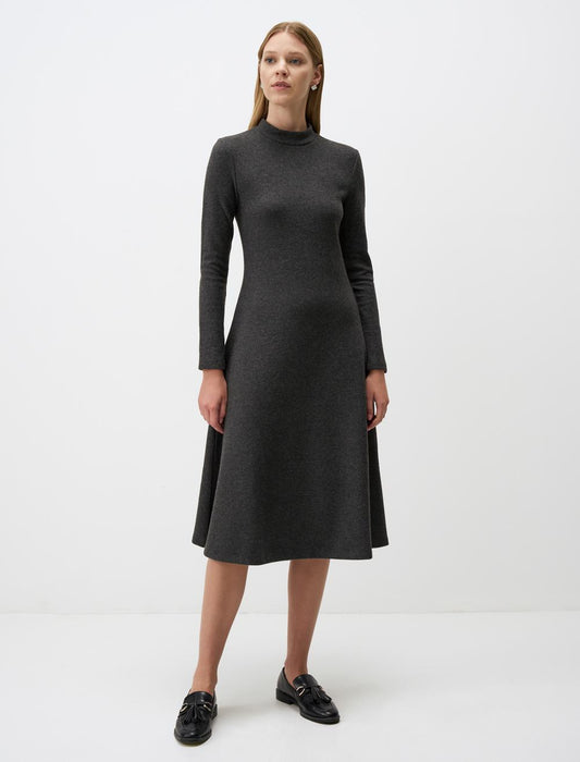 Half Turtleneck Long Sleeved Elegant Midi Dress