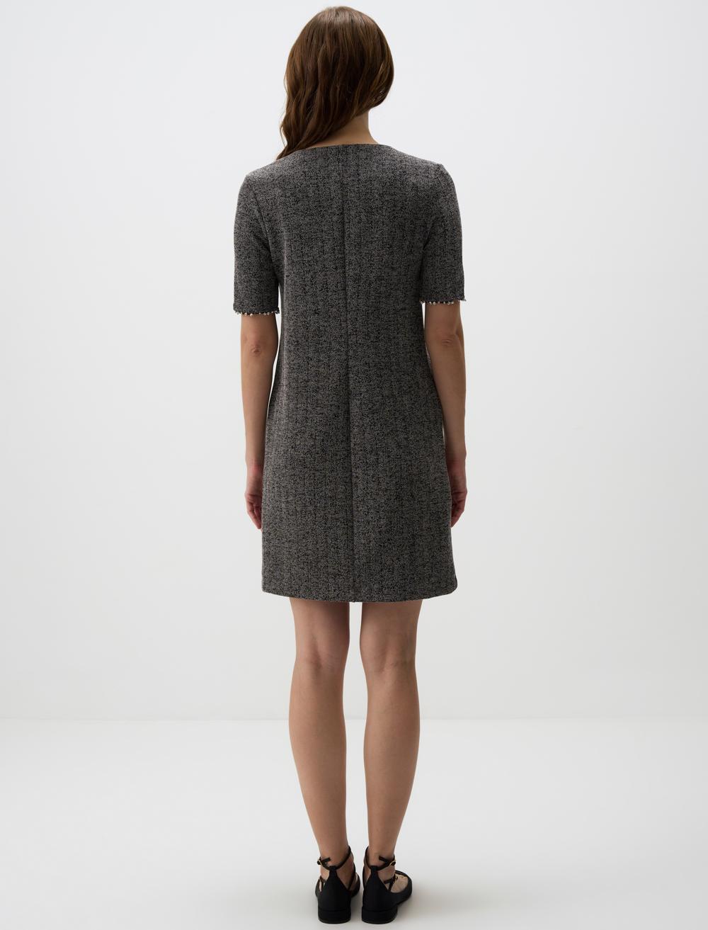 Loose Fit Crew Neck Short-Sleeve Dress - 4WW131596