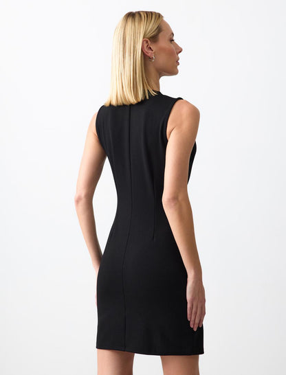 Round Neck Sleeveless Slim Fit Knitted Mini Dress