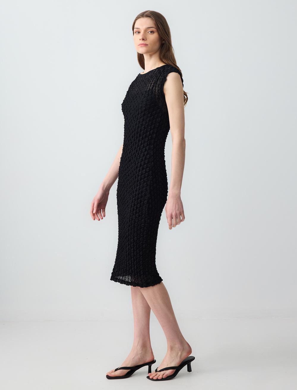 Slim Fit Crew Neck Short-Sleeve Dress - Black - 5SW063649900